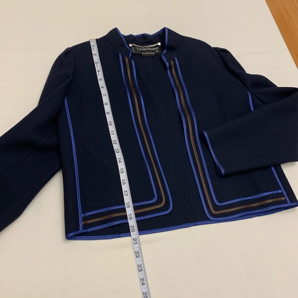 Louis Feraud set blazer (size 42) skirt (size 40) 100% wool navy - Picture 8 of 16